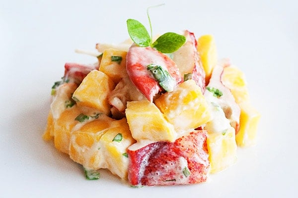 Lobster and mango salad - A refreshing and delicious lobster salad recipe with mango. Lobster and mango salad is a great salad to start a multi-course meal. | www.666630.xyz