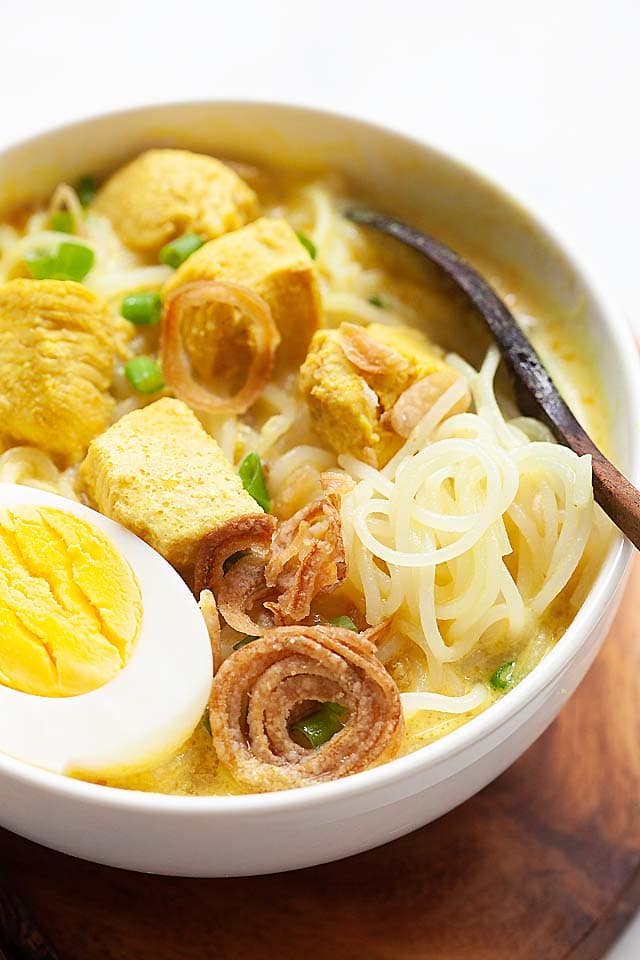 Soto ayam.