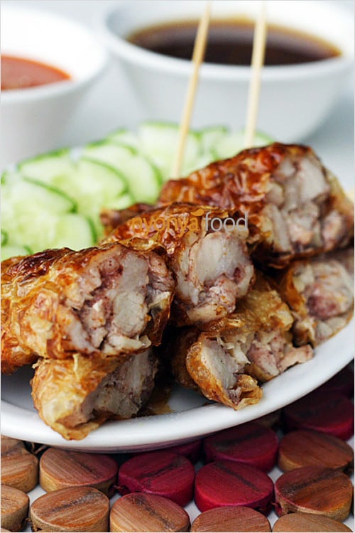 Five Spice Pork Rolls or Loh bak, a Malaysian recipe with 5-spice marinated pork wrapped with bean curd skin and deep-fried. So yummy | www.666630.xyz