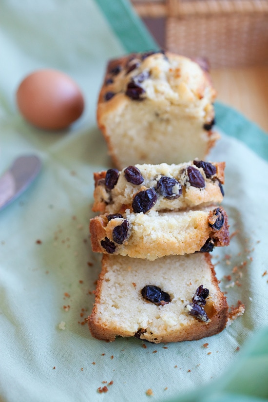 Raisin Butter Cake, rich, buttery, and so yummy! | www.666630.xyz