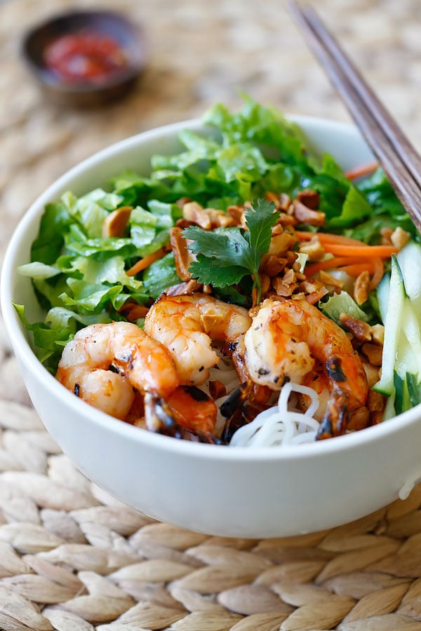 Vietnamese BBQ Shrimp Vermicelli or Bun Tom Heo Nuong is a delicious and healthy noodle dish with shrimp and lots of vegetables, served with a sauce | www.666630.xyz