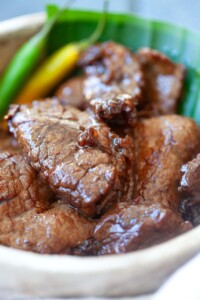 Daging masak kicap served in a bowl.