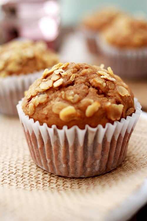 Easy and quick homemade banana oatmeal raisin muffins.