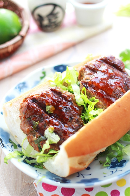 Easy Asian chili beef burger recipe.