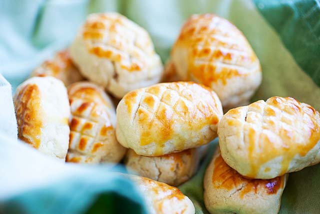 Golden brown pineapple tarts.