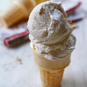 Cinnamon Bun Ice Cream