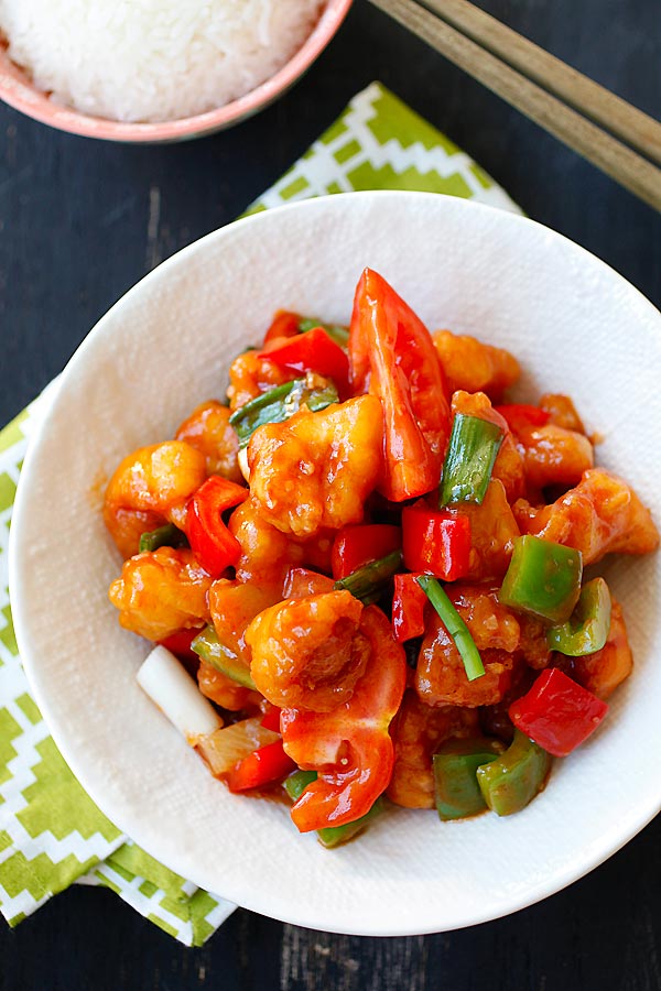 Sweet and sour chicken with sweet and sour chicken sauce.