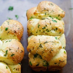 pull apart garlic bread