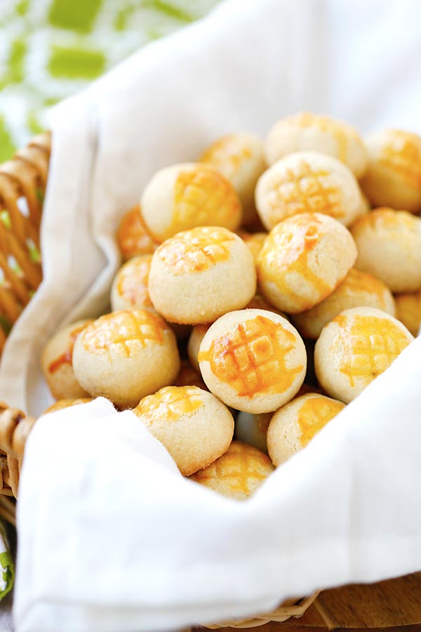 Easy and delicious homemade buttery, crumbly mini pineapple tarts pastry.