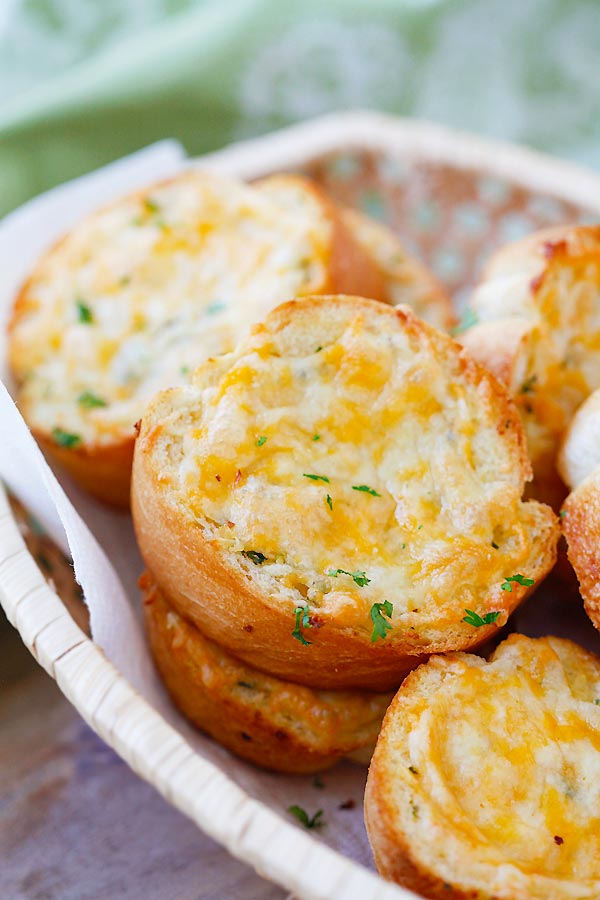 Texas Toast garlic bread topped with three-cheeses, ready to serve.