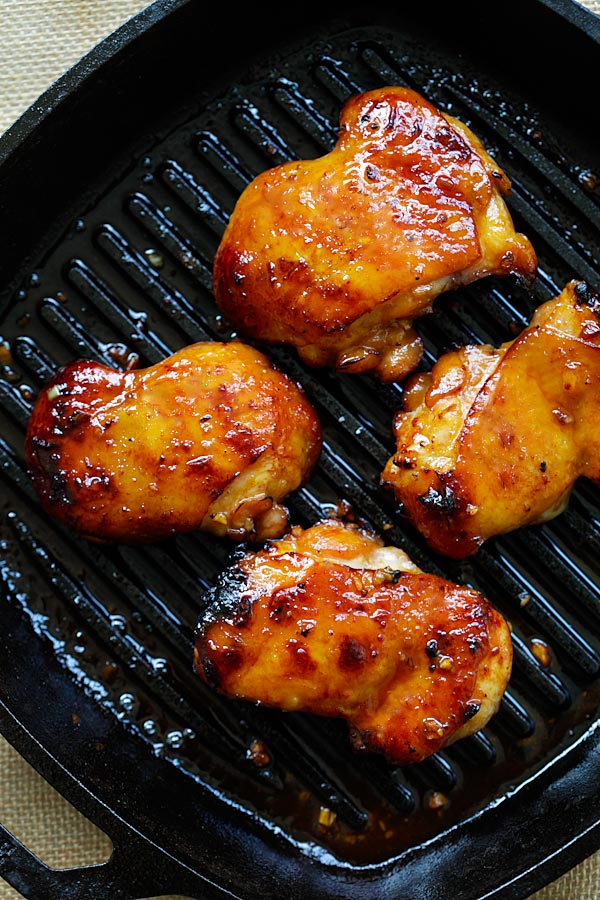 One pan Honey roasted Turmeric Chicken thighs, ready to serve.