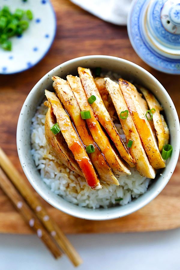 Mandarin Chicken Panda Express copycat topped with mandarin glaze.