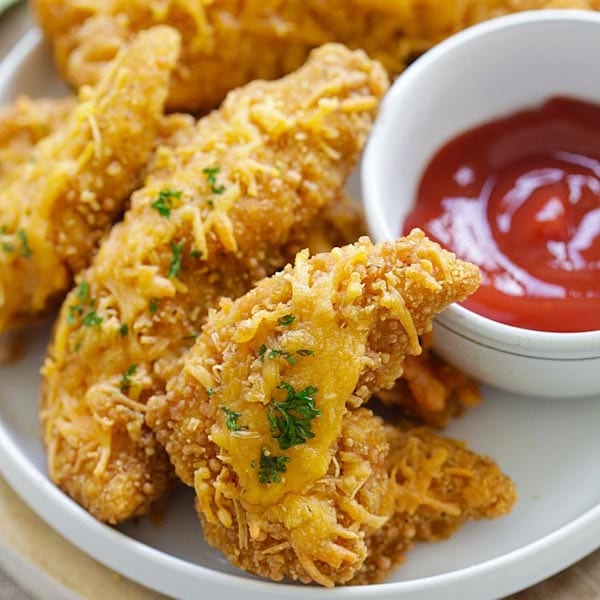 Baked Garlic Cheddar Chicken Strips