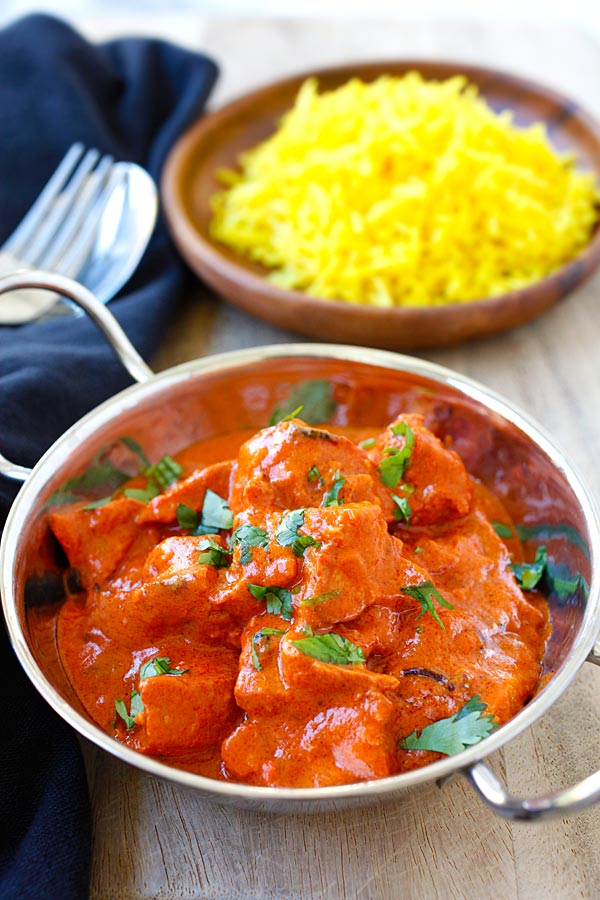 Chicken tikka masala in a serving bowl.