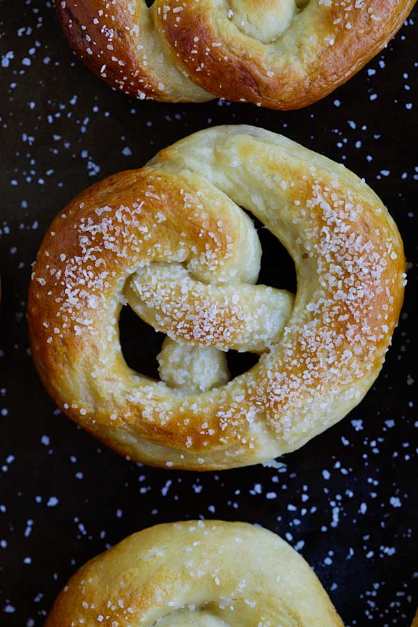 Easy soft pretzel recipe without lye