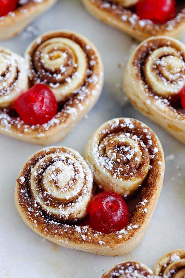 Easy and healthy homemade cinnamon rolls from scratch.