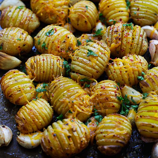 Chili Garlic Roasted Potatoes