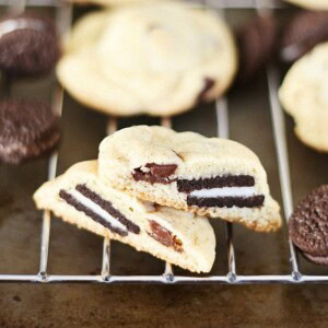 Oreo Stuffed Chocolate Chip Cookies