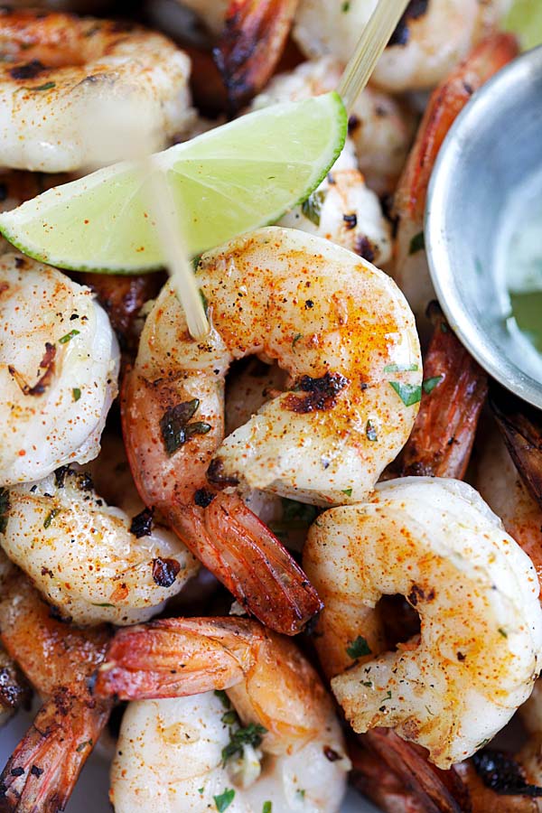 Close up garlic lime shrimp, ready to serve.