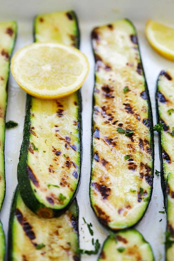 One of the easiest zucchini recipes on grill is grilled zucchini with lemon and butter.