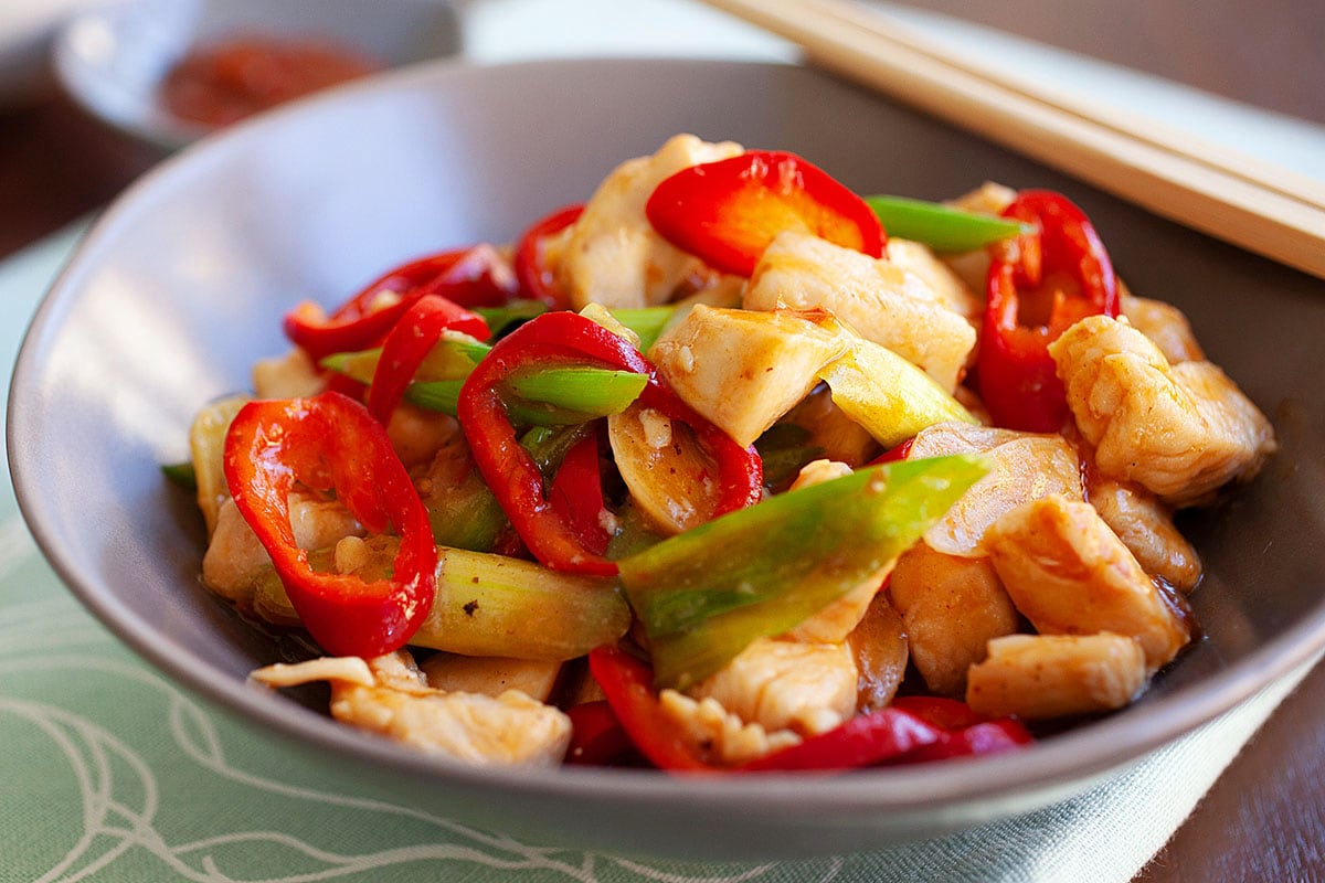 Stir fry chicken with spicy bean sauce with lots of red chilies. 