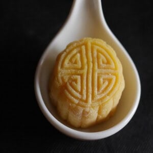 Durian Mooncake