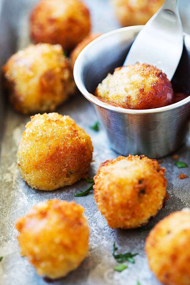 Mashed potato balls, ready to be served.