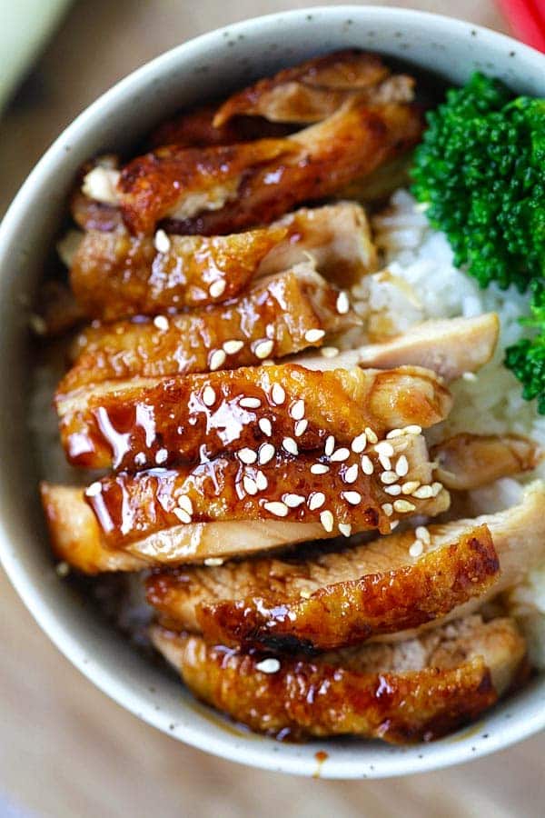 Teriyaki chicken recipe with teriyaki sauce and chicken.