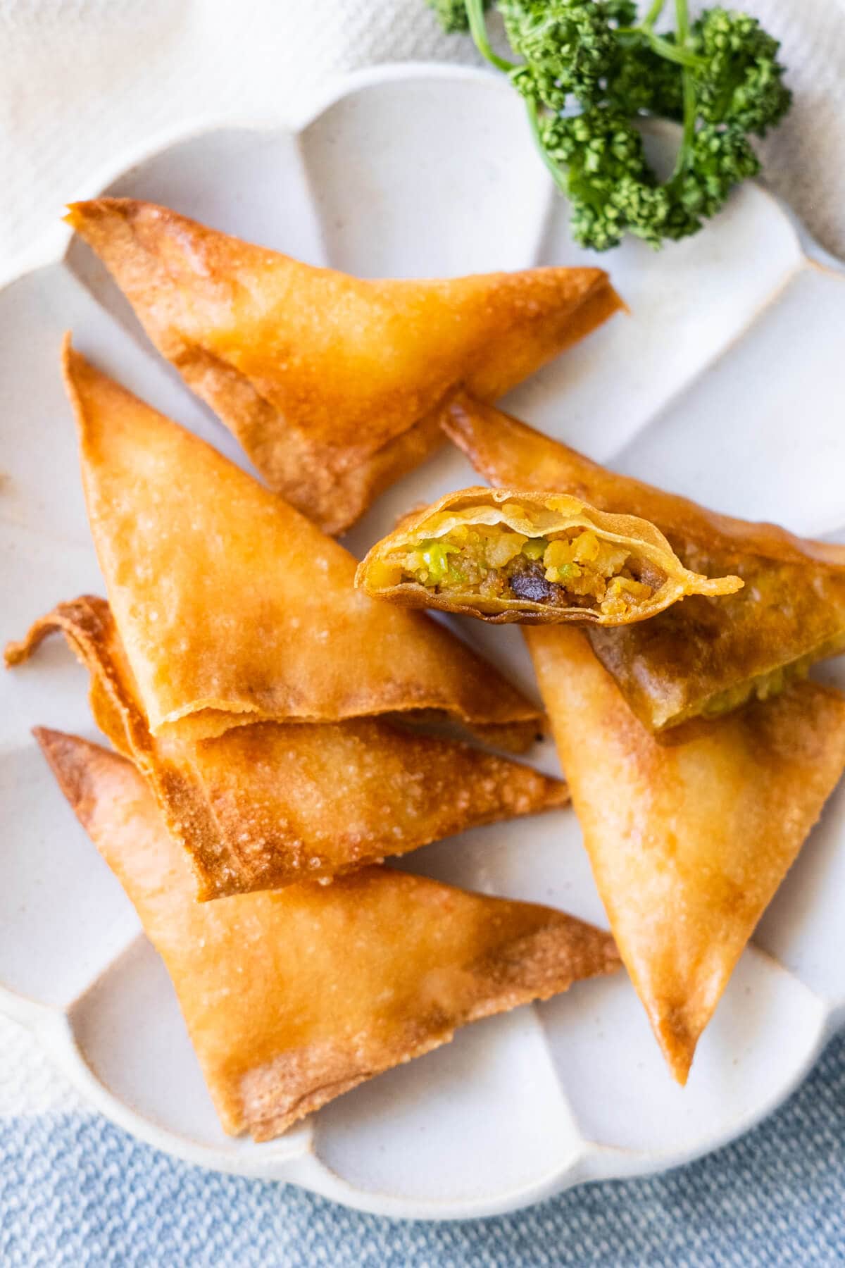 Samosas with potatoes (aloo) filling.