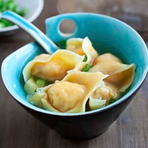 Wonton soup