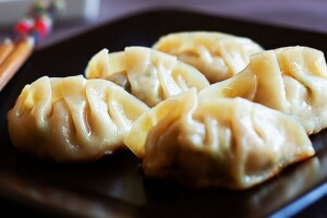 Gyoza with gyoza sauce.