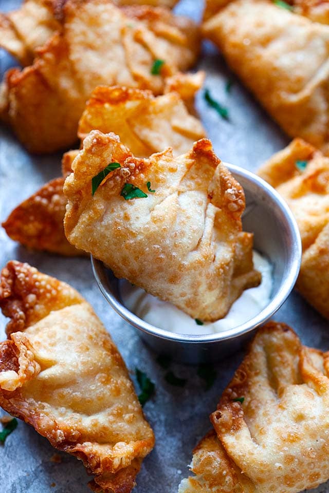 Fried shrimp wontons.