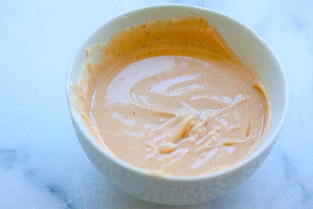 Sriracha lemon butter in a bowl.