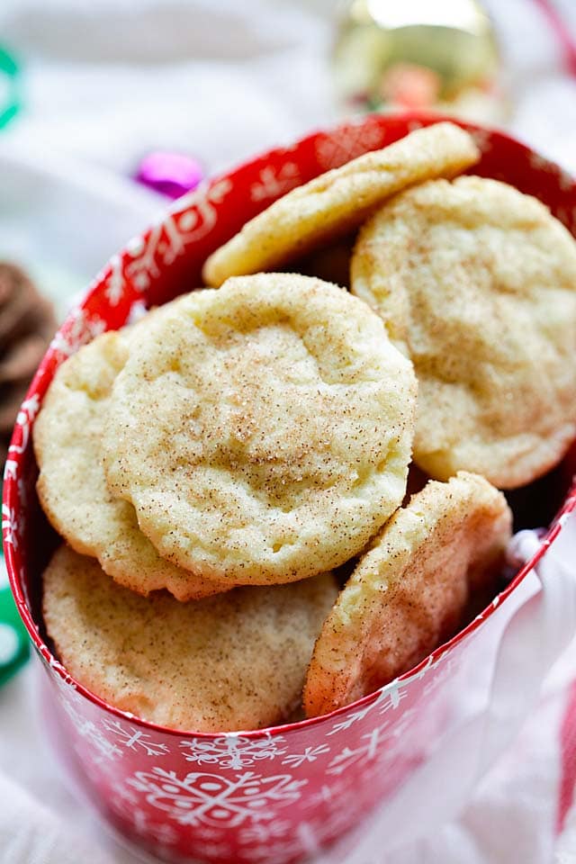 Snickerdoodle in a basket, ready to eat.