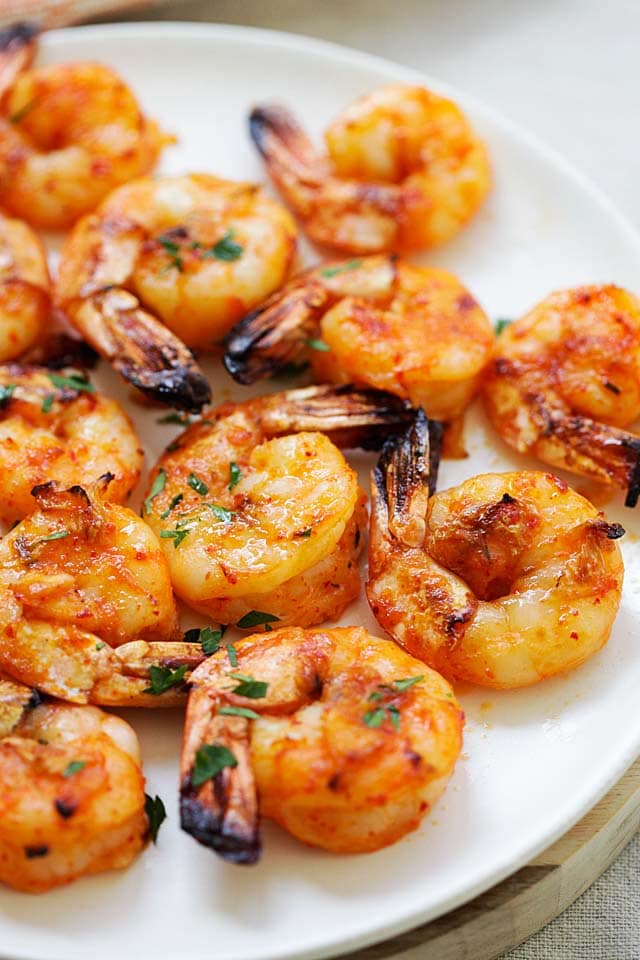 Best grilled shrimp recipe with spicy marinade.