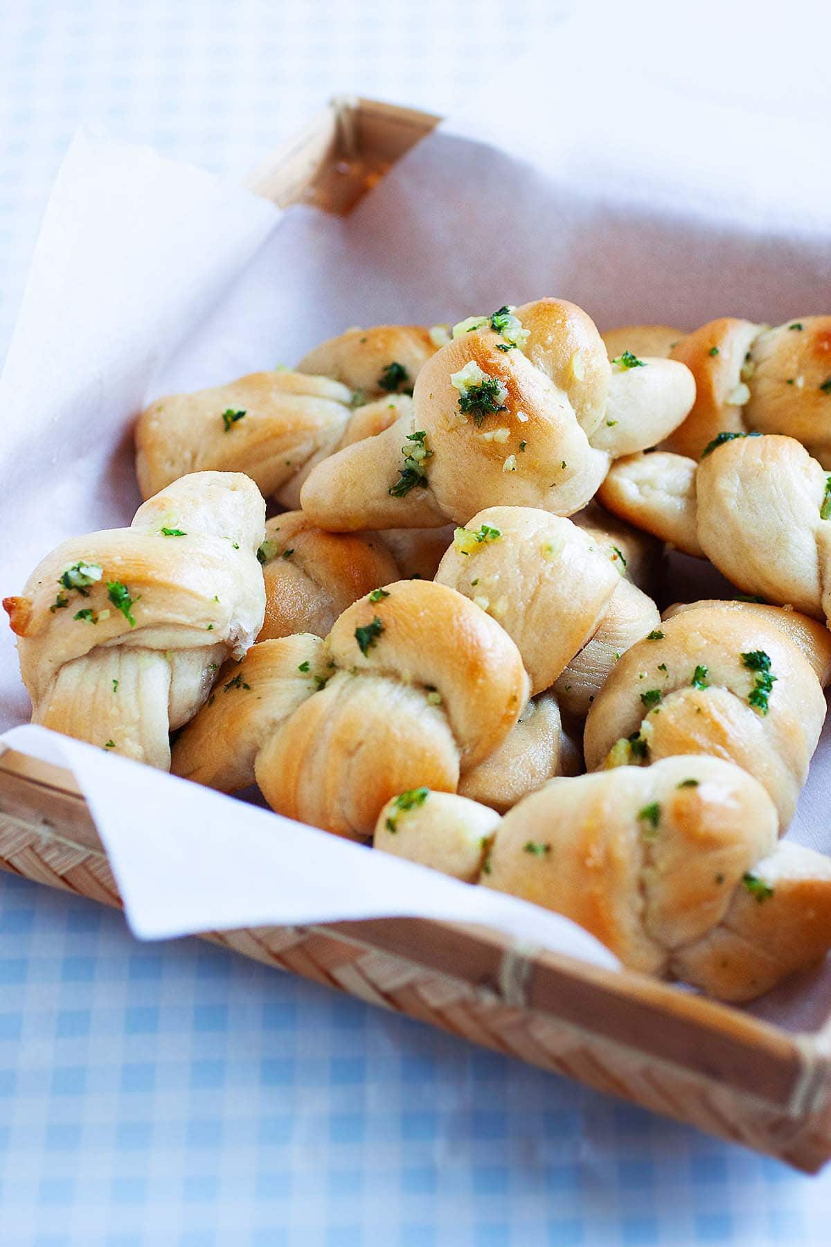 Garlic knots with pizza dough and garlic butter.