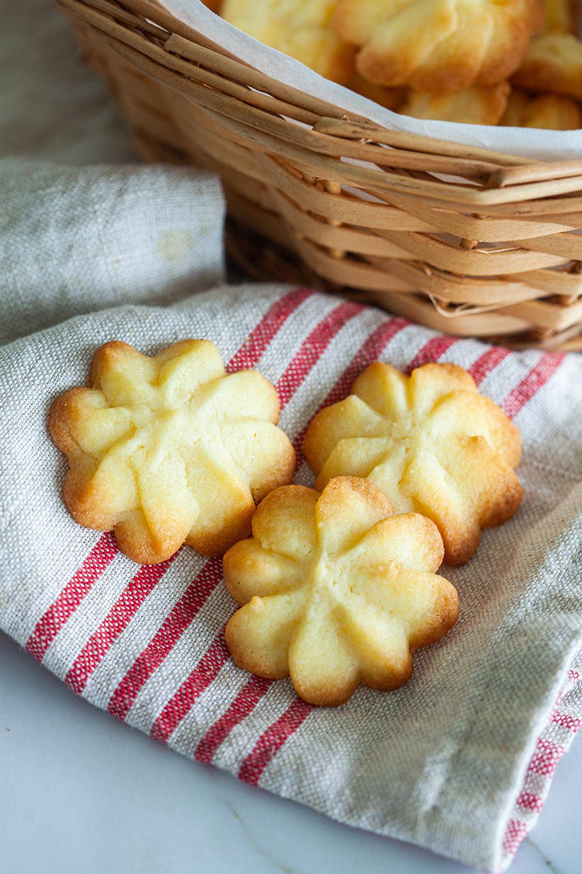 Danish cookies ready to serve.