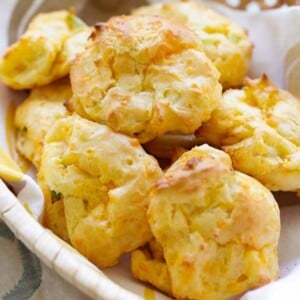 cheddar cheese puffs