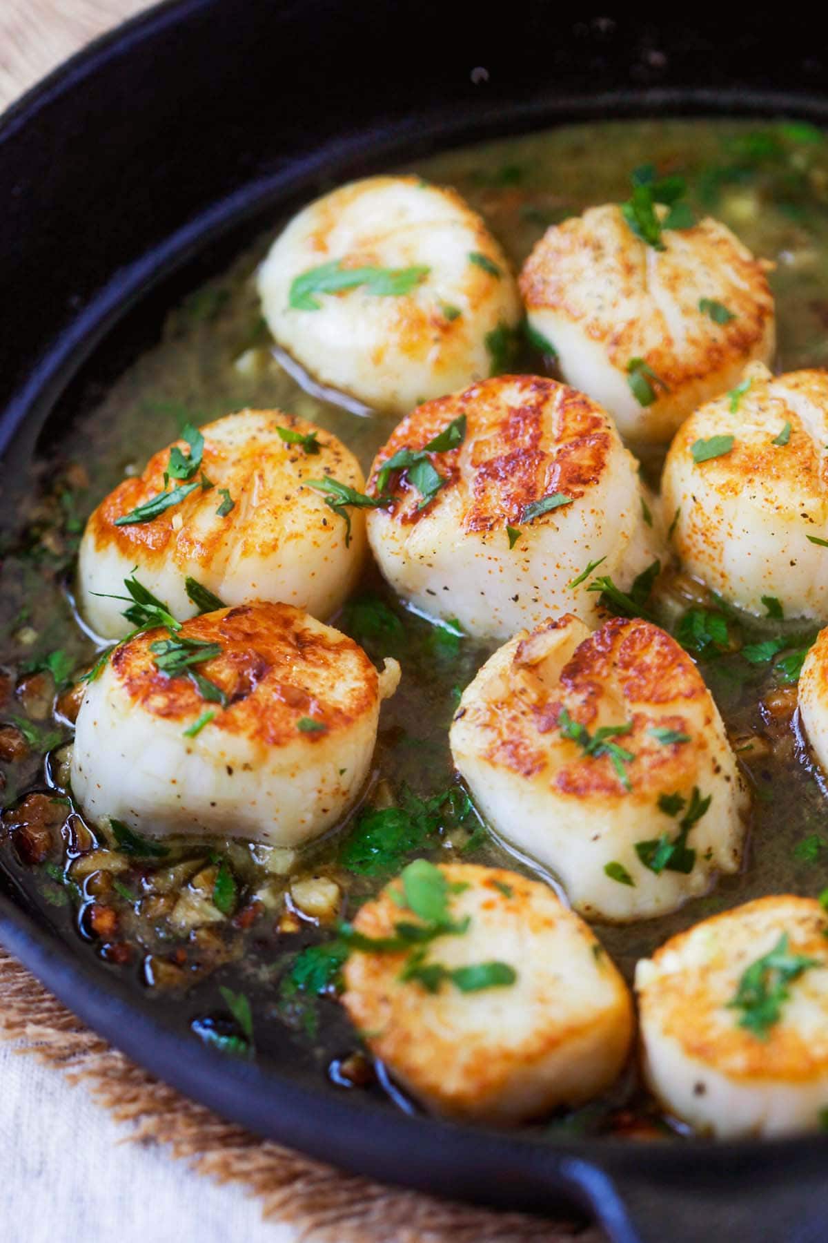 How to make sauteed scallops?