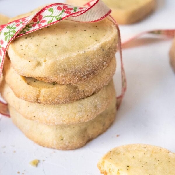 Easy earl grey icebox cookies.