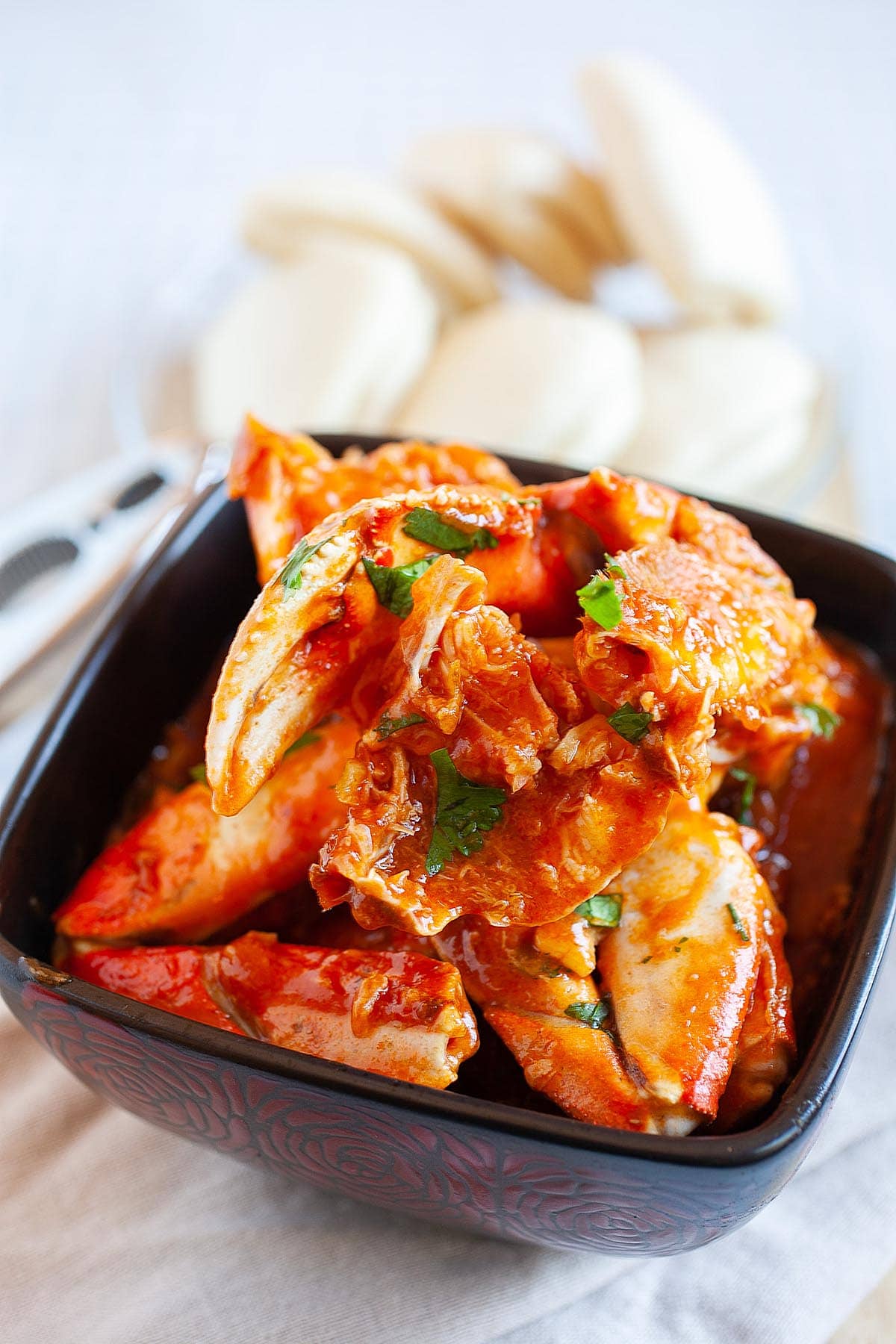 Chili crab recipe with sweet and sour sauce. 