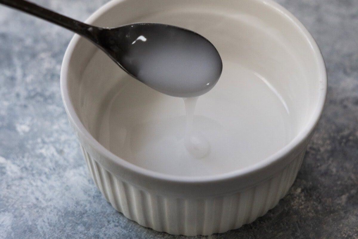 Mix all ingredients for royal icing in a small bowl. 